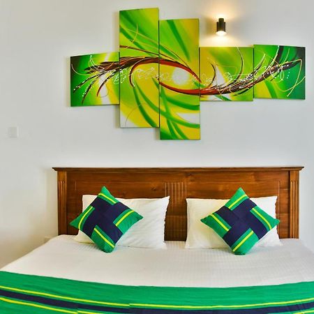 Rominrich Otel Hikkaduwa Dış mekan fotoğraf