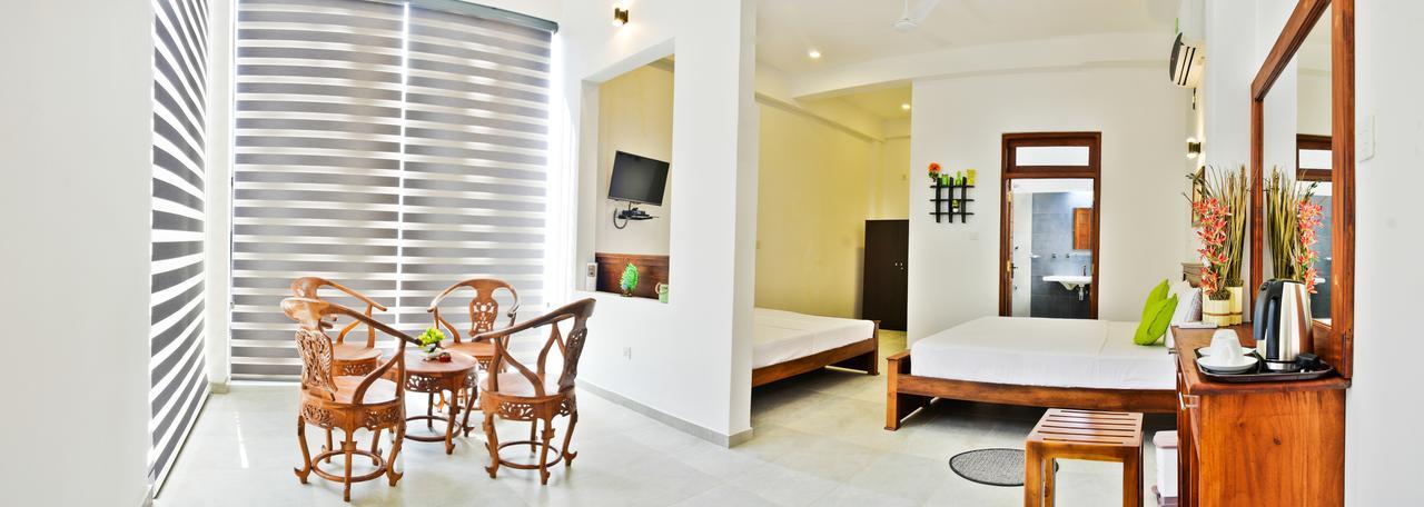 Rominrich Otel Hikkaduwa Dış mekan fotoğraf