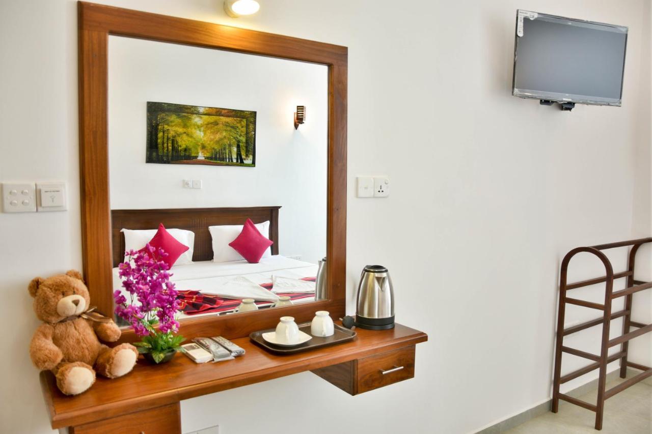 Rominrich Otel Hikkaduwa Dış mekan fotoğraf
